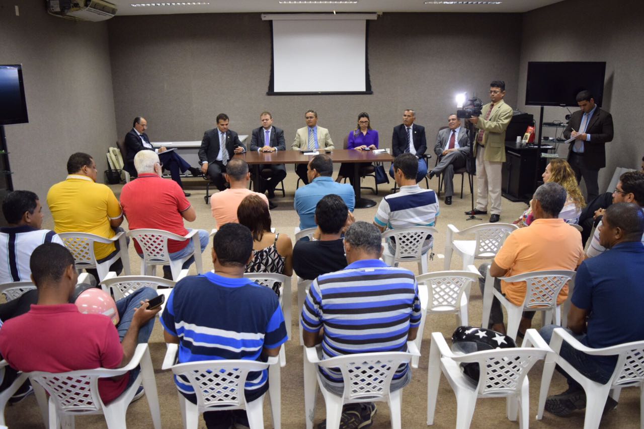 Comissão de Educação debate questão envolvendo pagamento de transportadores escolares