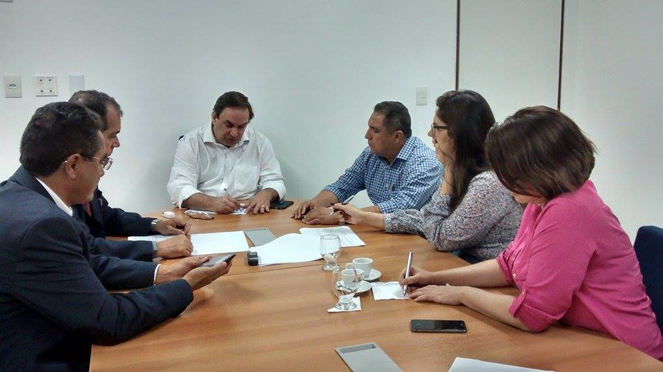 Comissão de Educação e vice-governador debatem vetos ao PEE