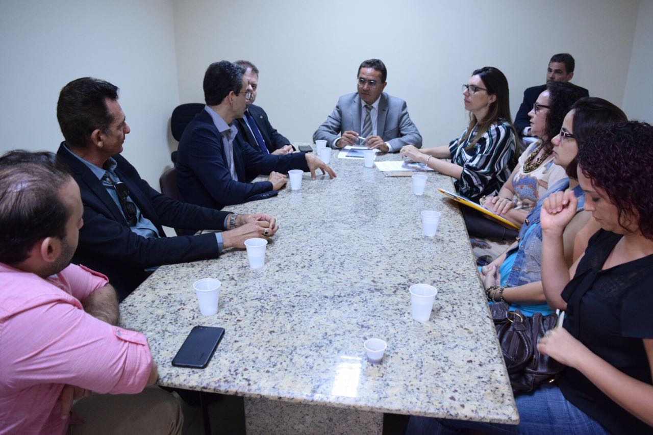 Comissão de Saúde debate situação do quadro funcional da Uncisal