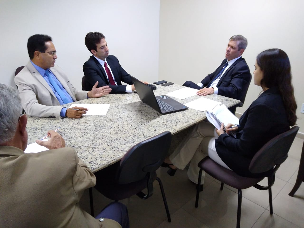 Comissão discute melhorias na política de segurança pública de Alagoas
