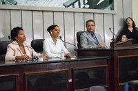 Consulesa da França ministra palestra sobre igualdade racial