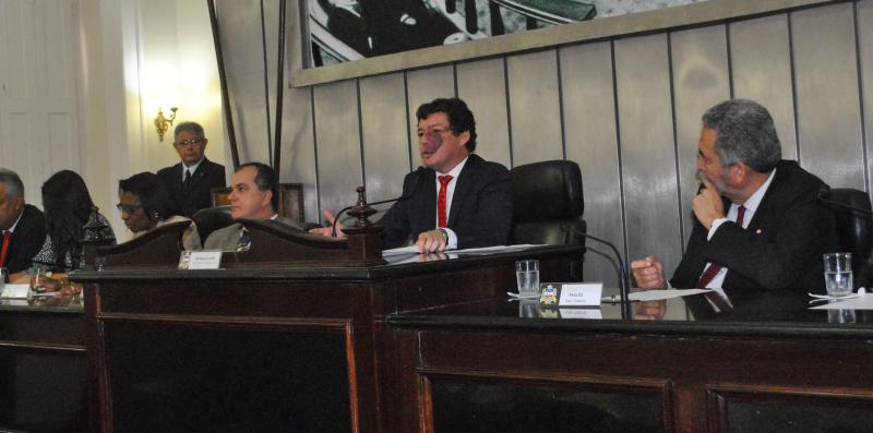 CPI da Violência contra Jovens, Negros e Pobres realiza audiência no plenário da Assembleia