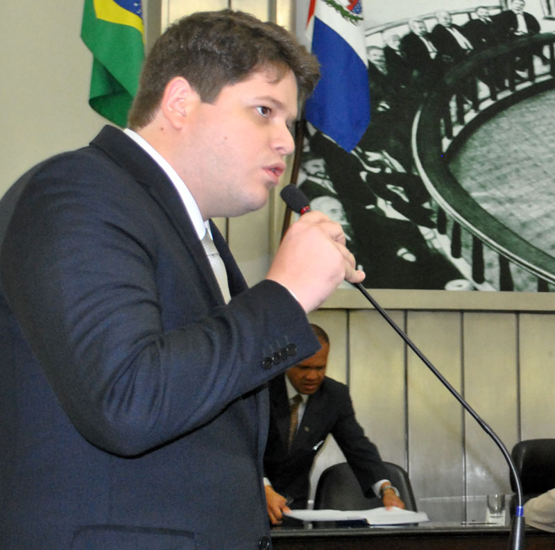 Davi Davino elenca Juventude, Educação e Saúde como principais áreas de sua atuação