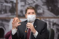 Davi Davino Filho destaca criação do curso de economia criativa 