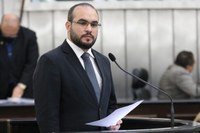 Davi Maia apresenta denúncia sobre pagamento de “supersalários” pela Sesau