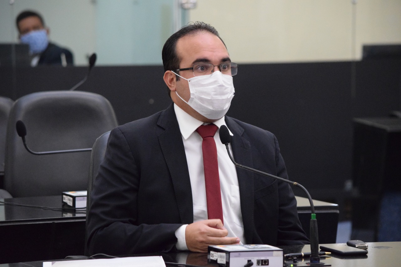 Davi Maia apresenta novas denúncias contra o Lacen