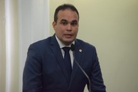 Davi Maia critica baixo índice de acesso à água tratada no Estado