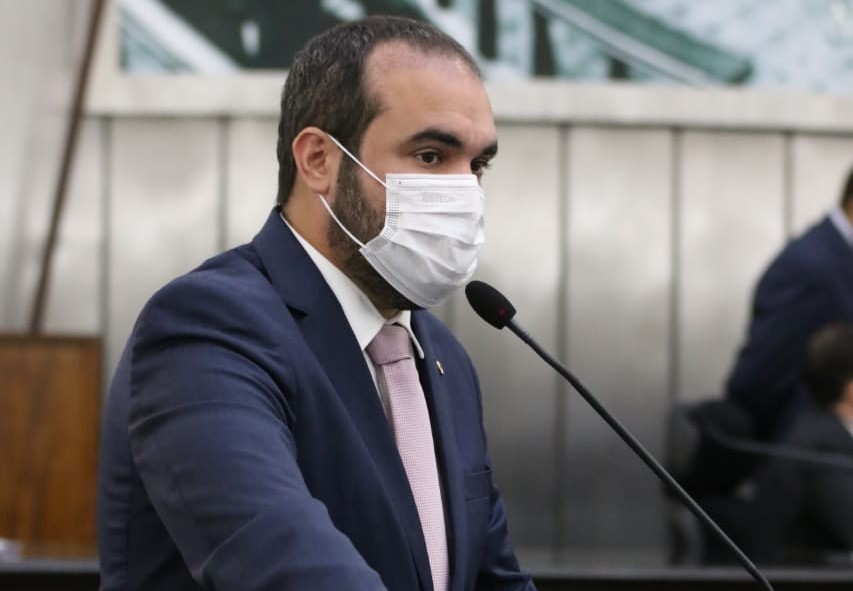 Davi Maia critica reajuste na tarifa da água aprovado pela Arsal