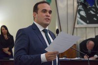 Davi Maia faz relato de sua trajetória política e profissional