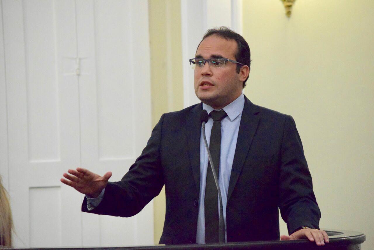 Davi Maia lembra passagem de 9 anos das enchentes que atingiram cidades dos vales do Mundaú e Paraíba 