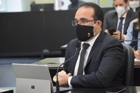 Davi Maia quer esclarecimentos do governador da Bahia sobre compra de respiradores