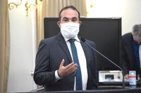 Davi Maia relembra desastre com manchas de óleo e cobra estudo sobre impacto ambiental