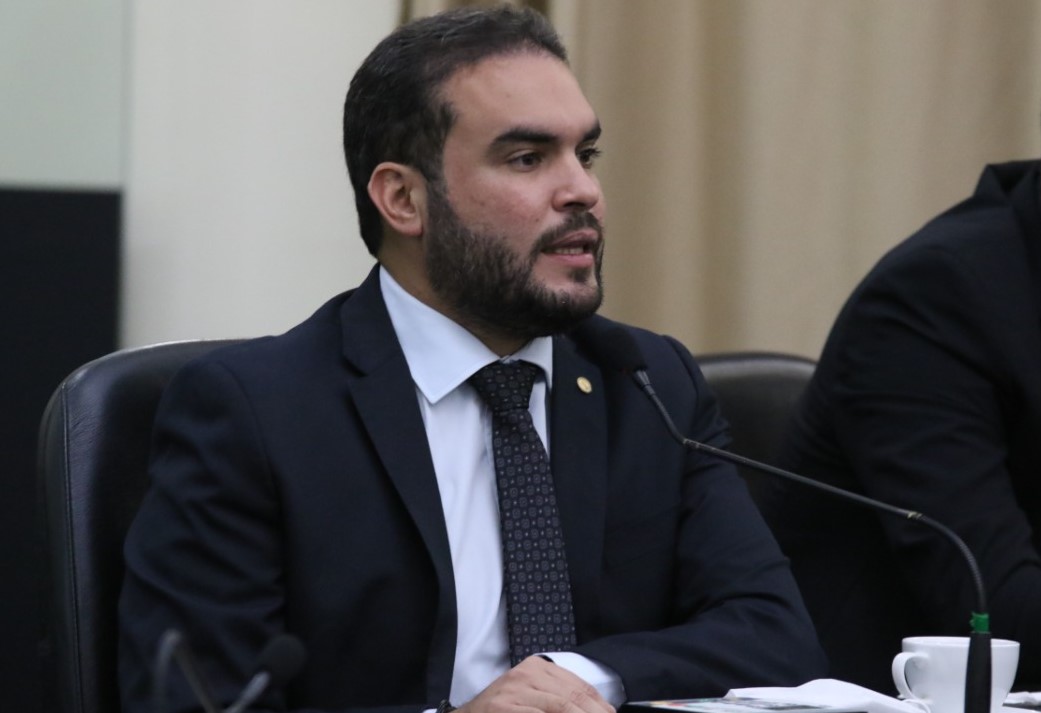 Davi Maia repercute decisão que bloqueou recursos da outorga da BRK