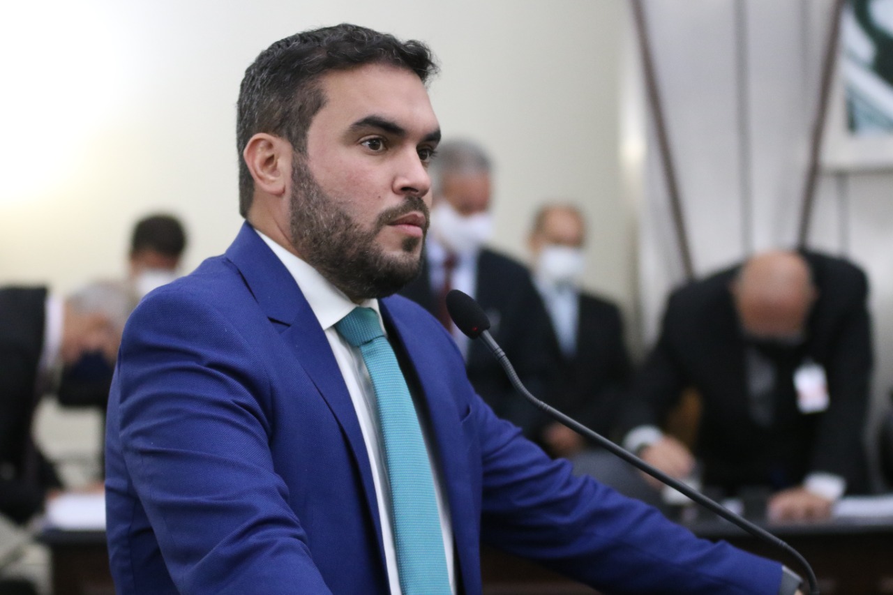 Davi Maia repercute manifestação realizada por cooperativas de catadores de material reciclável 