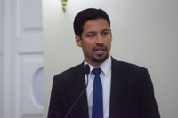 Debate sobre o suicídio precisa ser desmistificado, diz Rodrigo Cunha