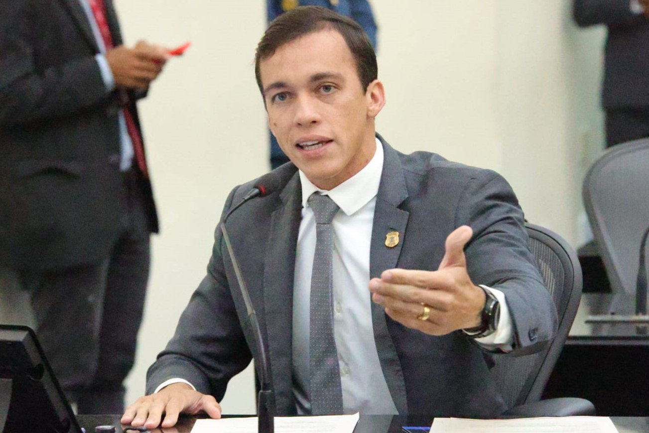 Delegado Leonam cobra força-tarefa para investigar desaparecimento de jovens em São Miguel dos Milagres