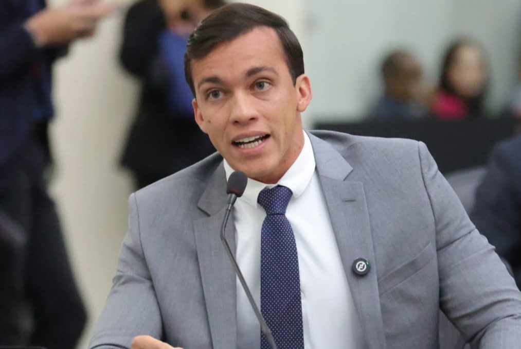 Delegado Leonam cobra providências diante do aumento da violência contra mulheres