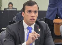 Delegado Leonam cobra reajuste para policiais civis 