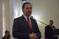 Deputado catarinense apresenta propostas de modificação do pacto federativo