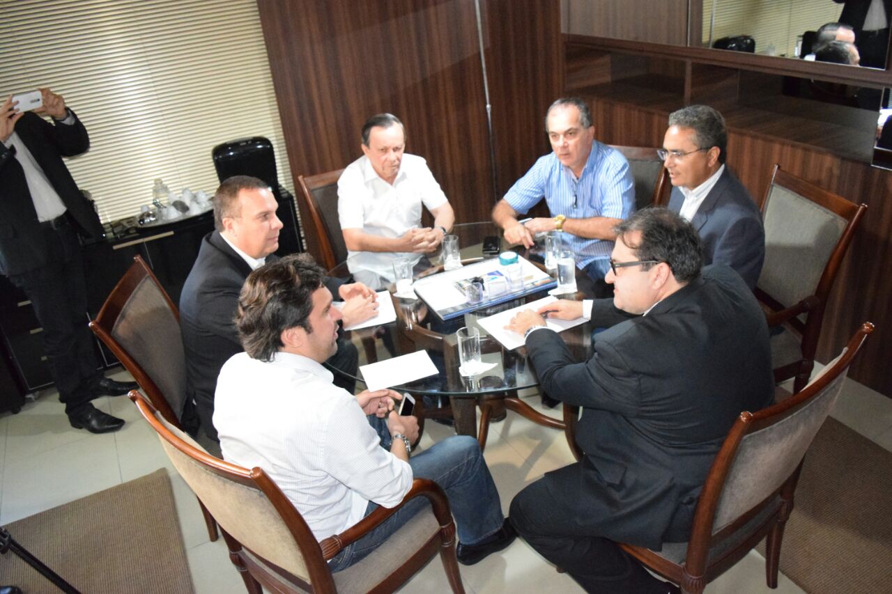 Deputados e secretário da Fazenda debatem projeto que institui o Fundo de Equilíbrio Fiscal