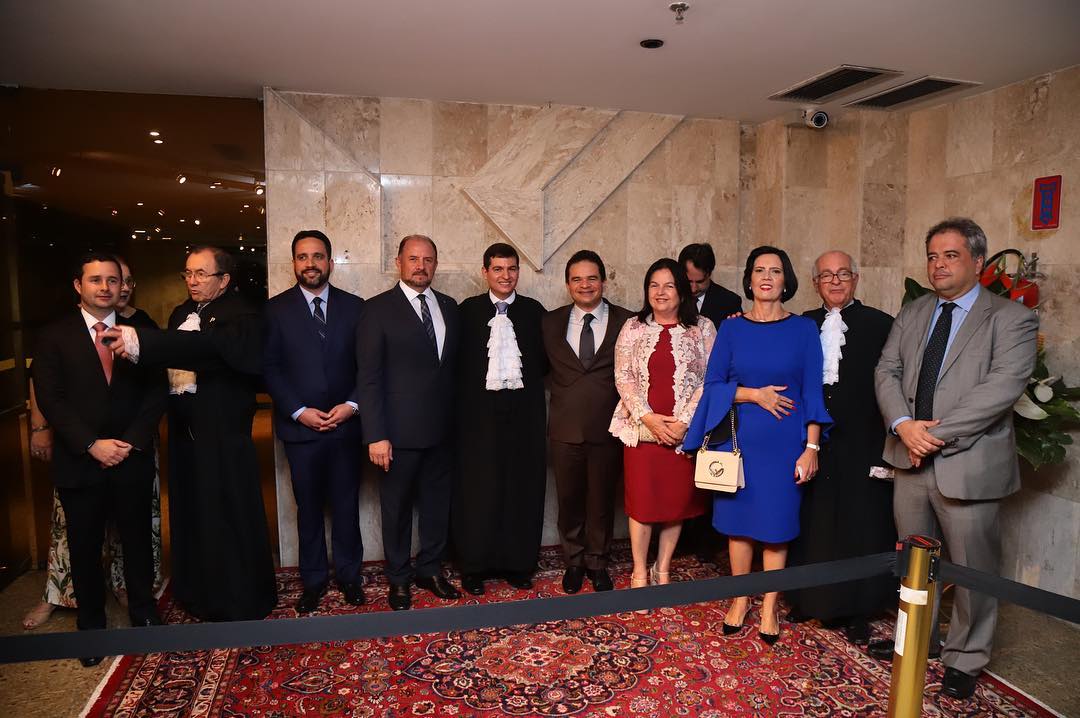 Deputados prestigiam posse do desembargador Rubens Canuto Neto