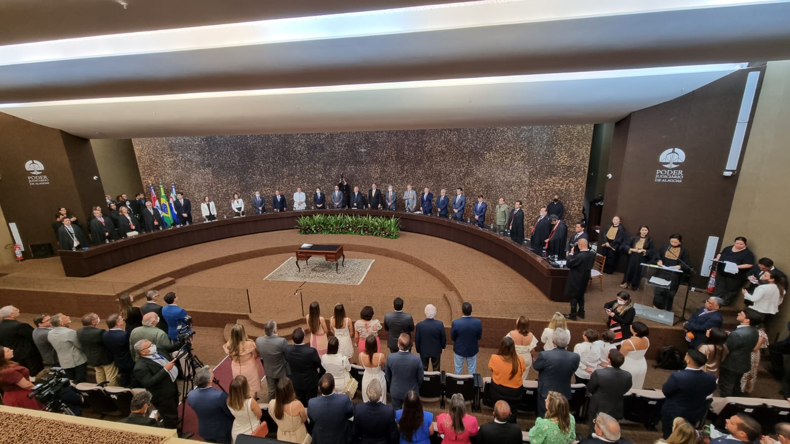 Parlamentares são diplomados em cerimônia no Tribunal de Justiça