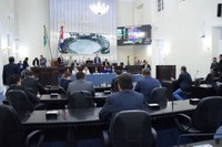 Deputados se solidarizam aos familiares das vítimas de acidente ocorrido na BR-101 