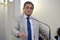 Derrubada da proposta de redução da maioridade penal repercute no plenário