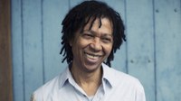 Djavan será agraciado com a Comenda Tavares Bastos