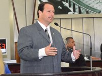 Dudu Hollanda critica mudanças no trânsito na rotatória da PRF