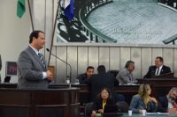 Dudu Hollanda solicita obras de manutenção na Vila Olímpica Lauthenay Perdigão