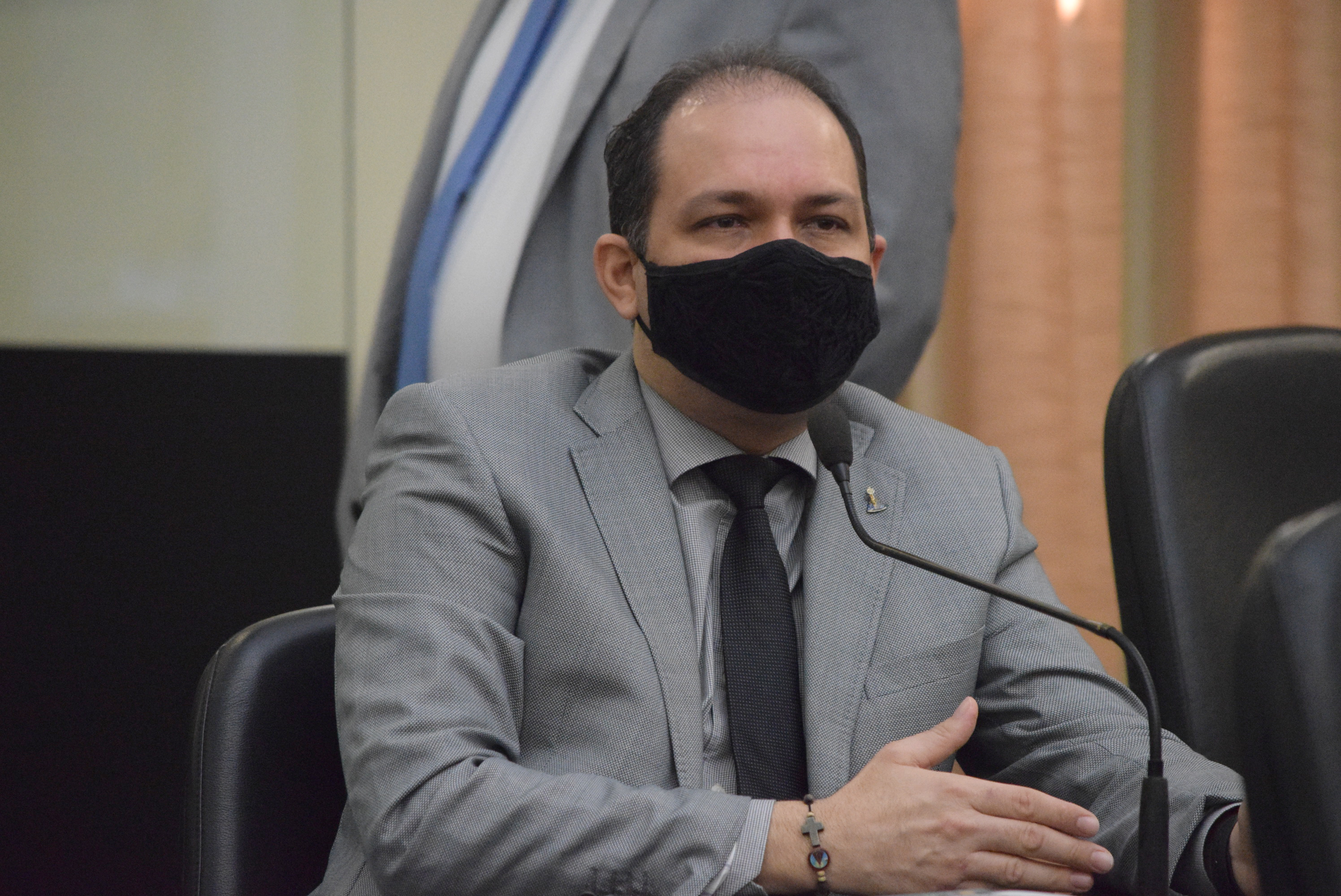 "Atividade religiosa é essencial em estado de calamidade", defende Dudu Ronalsa