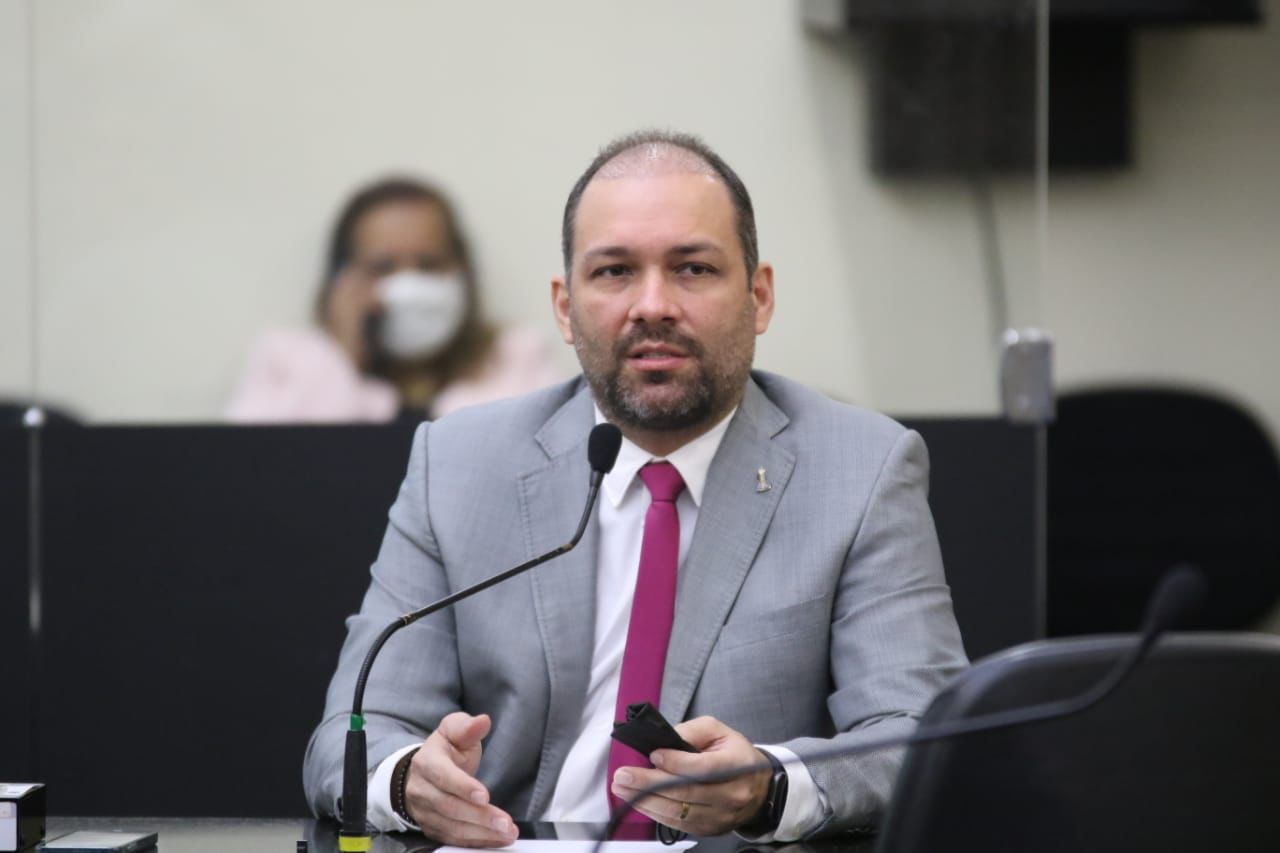 Dudu Ronalsa repudia ofensas de deputado paulista a membros da Igreja Católica