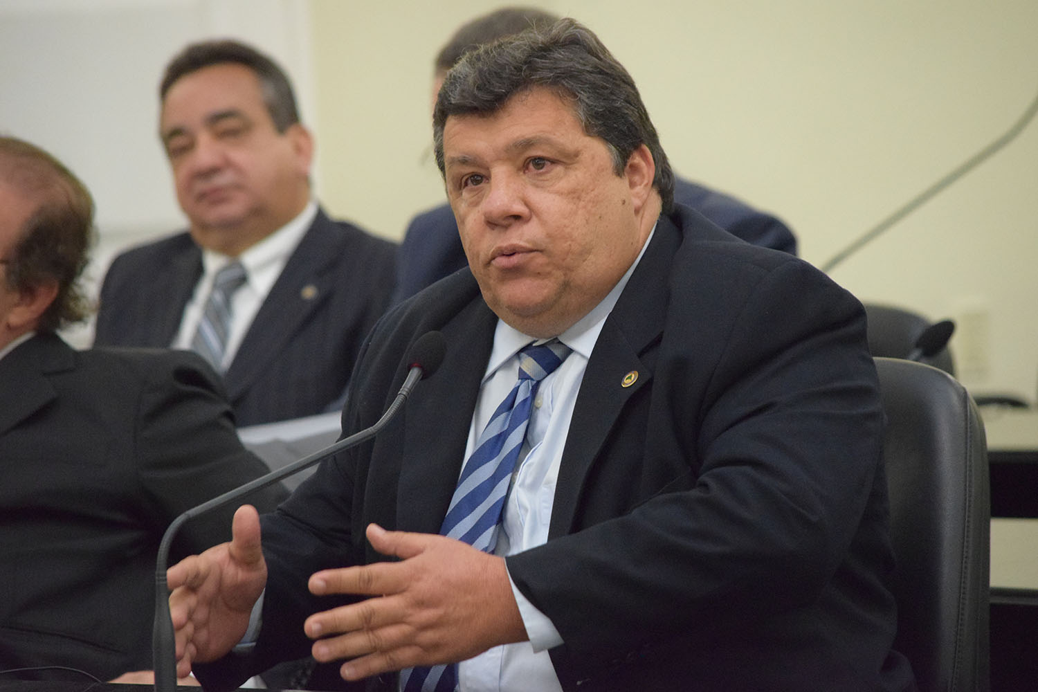 Edval Gaia solicita que Governo auxilie pequenos produtores rurais na inscrição do CAR 