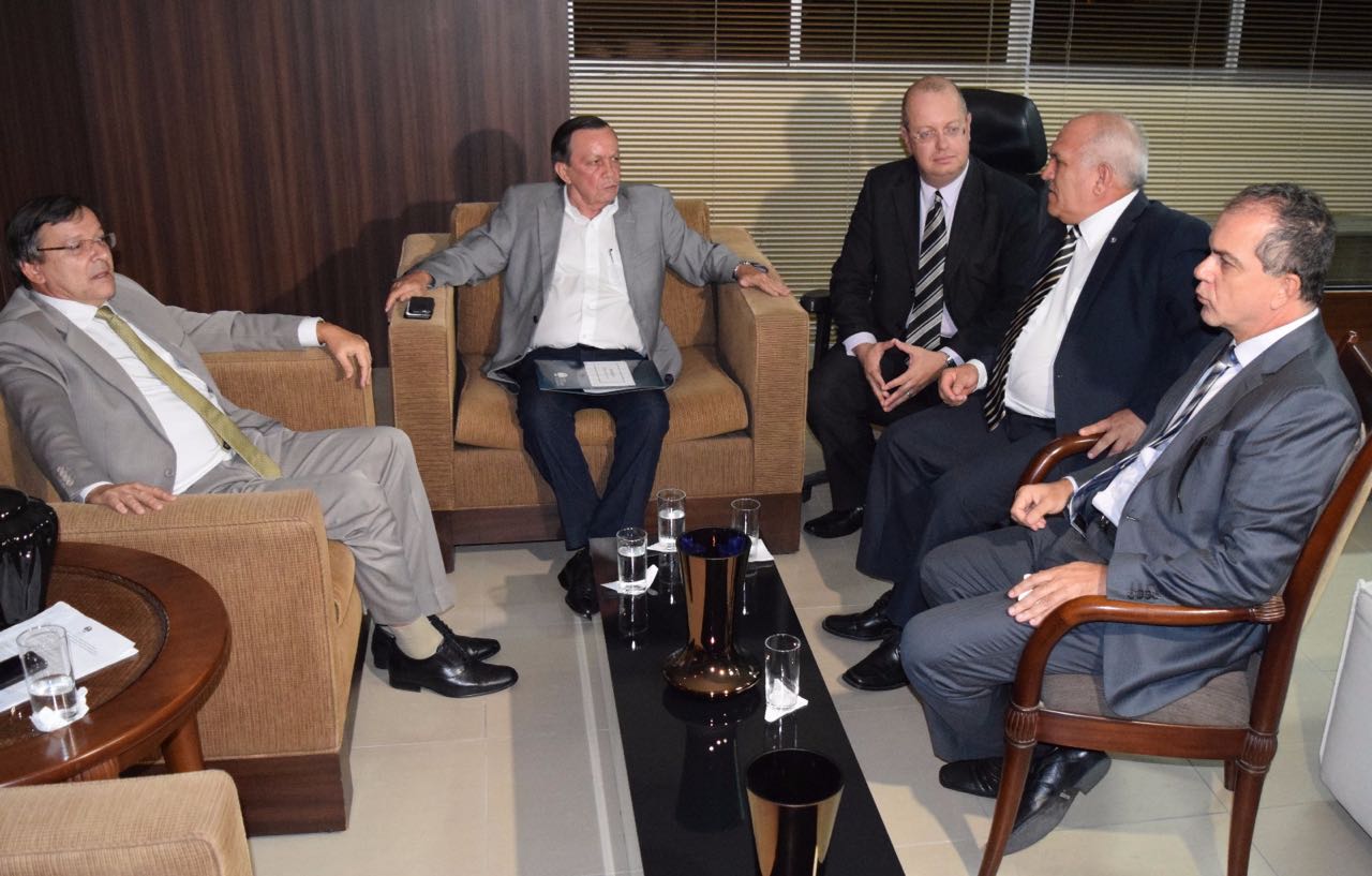 Encontro de presidentes: deputado Luiz Dantas recebe a visita do desembargador João Luiz Lessa