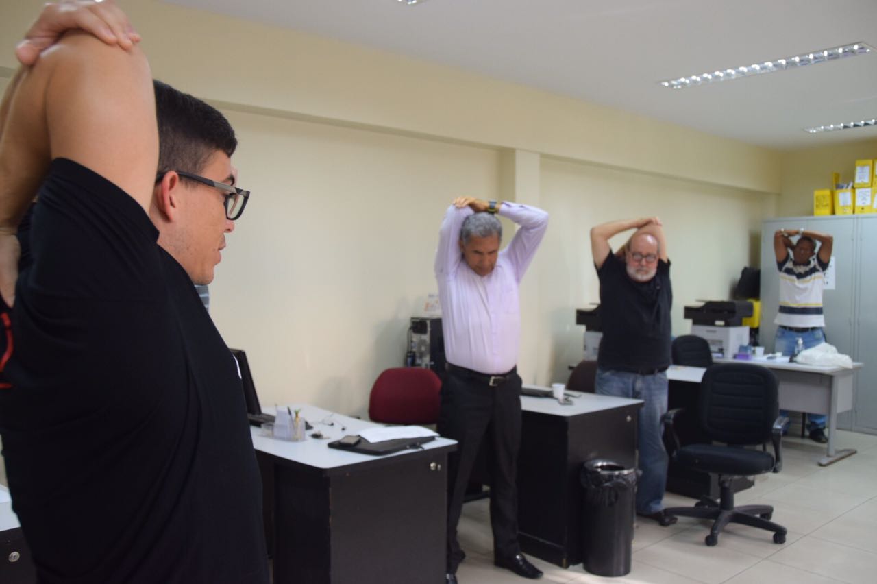 Escola Legislativa promove ginástica laboral para servidores