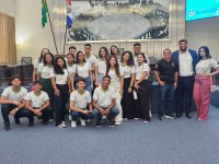 Estudantes do Ifal Penedo visitam o Parlamento alagoano e conhecem processos legislativos
