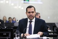 Fernando Pereira destaca aniversário de municípios alagoanos