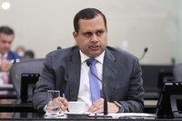 Fernando Pereira sugere mudanças em decreto que regulamenta a cobrança do uso da água no Estado