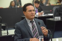 Francisco Tenório cobra do Executivo projeto de atualização do Regimento Interno da PM