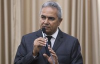 Francisco Tenório denuncia gasto excessivo da Prefeitura de Chã Preta com festividades