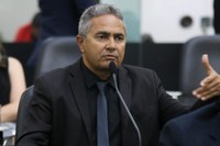 Francisco Tenório solicita recapeamento da rodovia que liga Atalaia a Quebrangulo