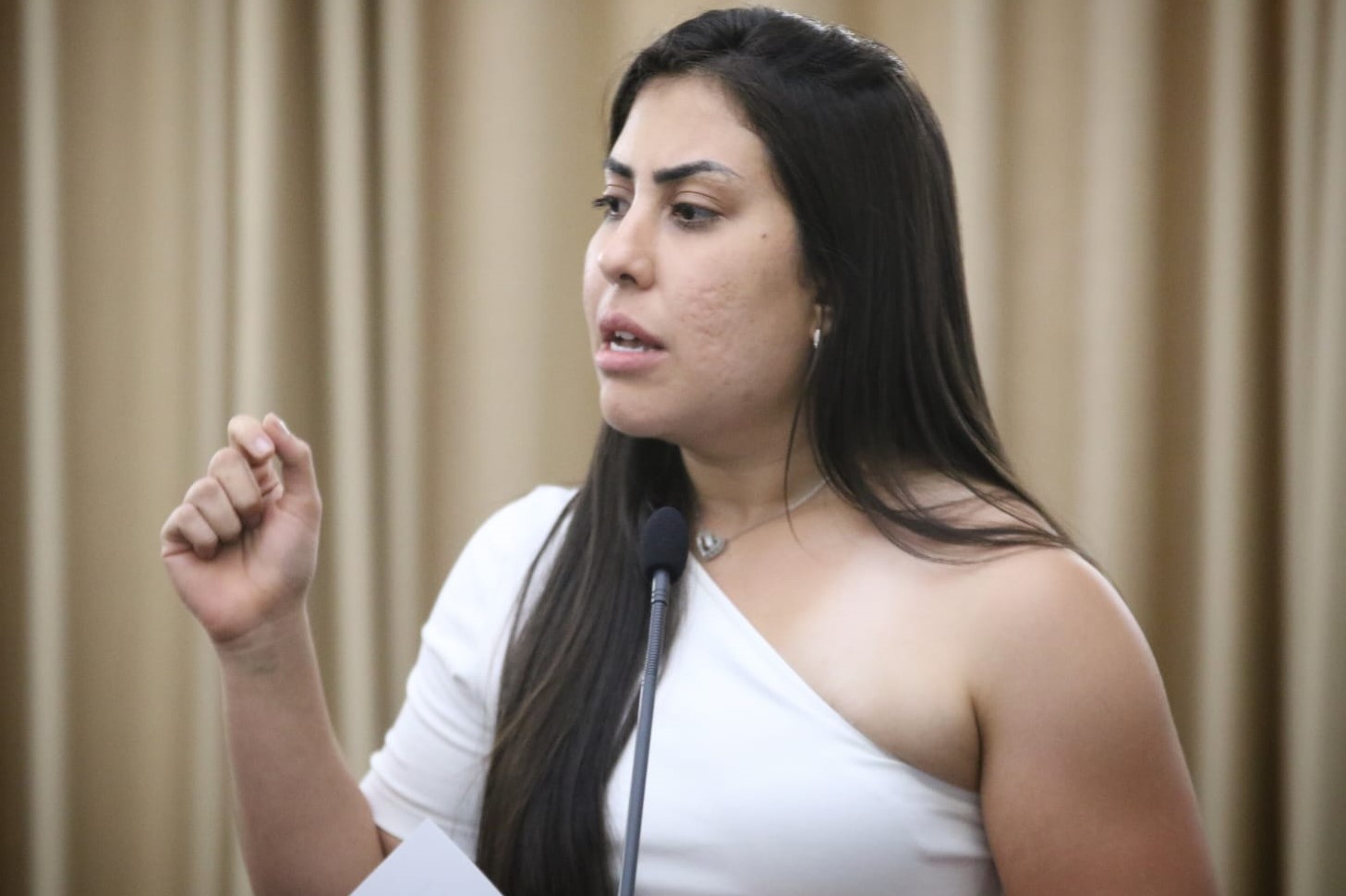 Gabi Gonçalves agradece aprovação da Frente Parlamentar de Promoção à Saúde Mental, Bem-Estar e Inclusão Social