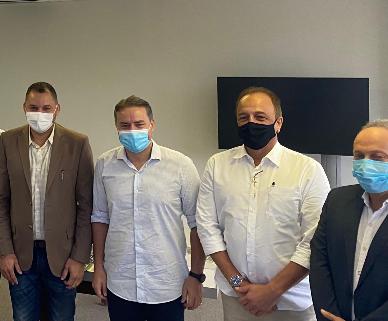 Galba Novaes participa da assinatura da ordem de serviço do programa Minha Cidade Linda