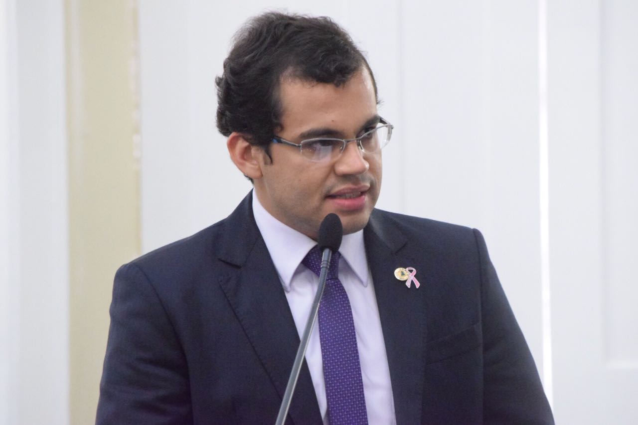 Gilvan Barros cobra assinatura de decreto que trata da desoneração do melaço