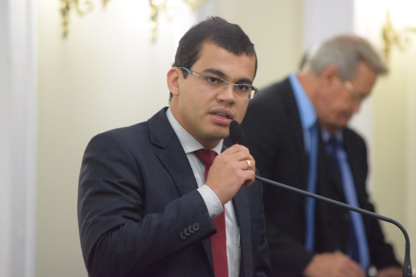 Gilvan Barros Filho convida para missa de 30 anos da morte de Zeca e Enoque Barros