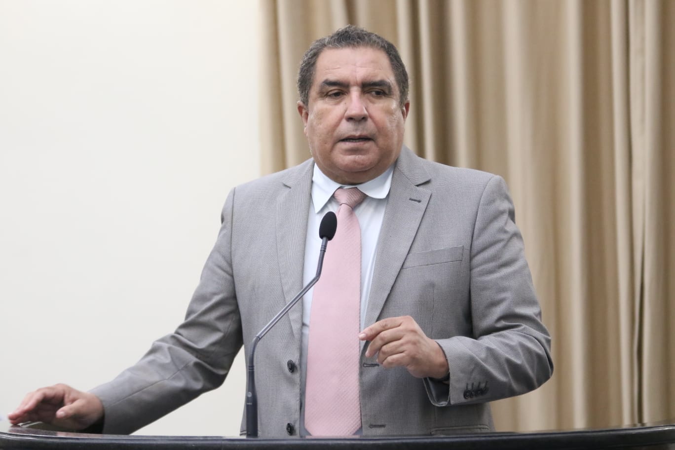 Inácio Loiola destaca comemoração do centenário da Casa O Ferrageiro