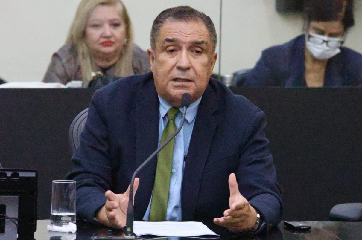 Inácio Loiola destaca desenvolvimento de Senador Rui Palmeira nos 44 anos de emancipação política