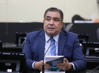 Inácio Loiola destaca lançamento de livro escrito por advogada alagoana