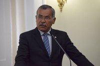 Tarcizo Freire apresenta indicações que coibem cortes de água e energia nos finais de semana e vésperas de feriados